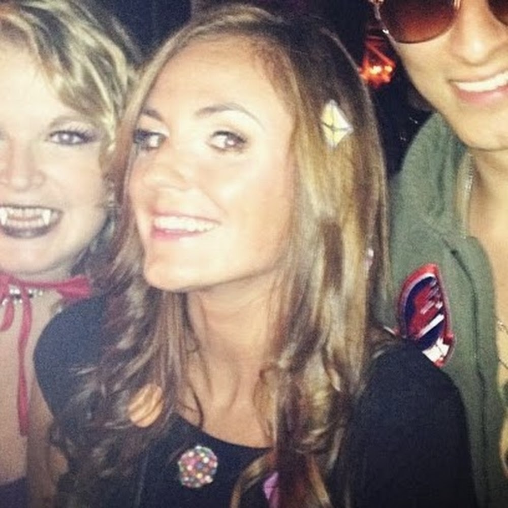 Meet your Posher, Caitlin